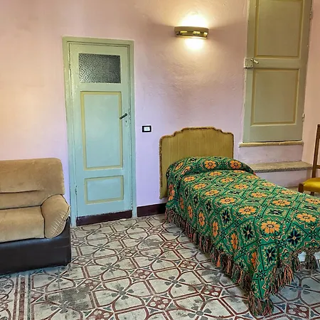 Hotel Collis Petri Relais *