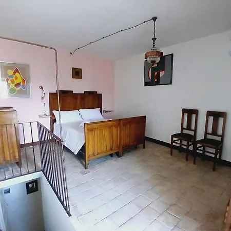 Hotel Collis Petri Relais *